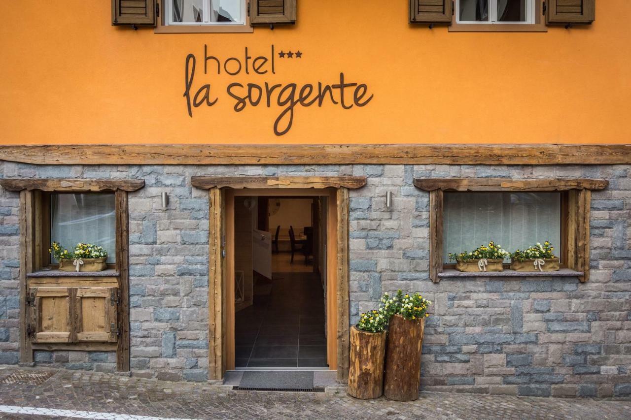 Hotel La Sorgente Tesero Bagian luar foto