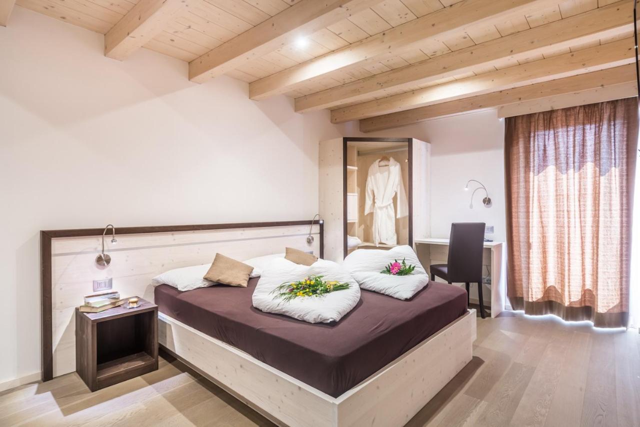 Hotel La Sorgente Tesero Bagian luar foto